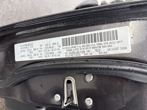 Used 2016 RAM 2500 Outdoorsman image 9