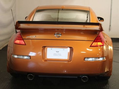 Used 2006 Nissan 350Z Touring w/ (N93) Cargo Convenience Pkg RWD image 6
