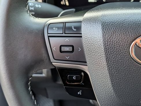 Used 2026 Toyota Camry SE FWD image 22