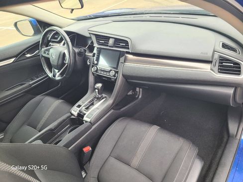 Used 2019 Honda Civic EX image 18