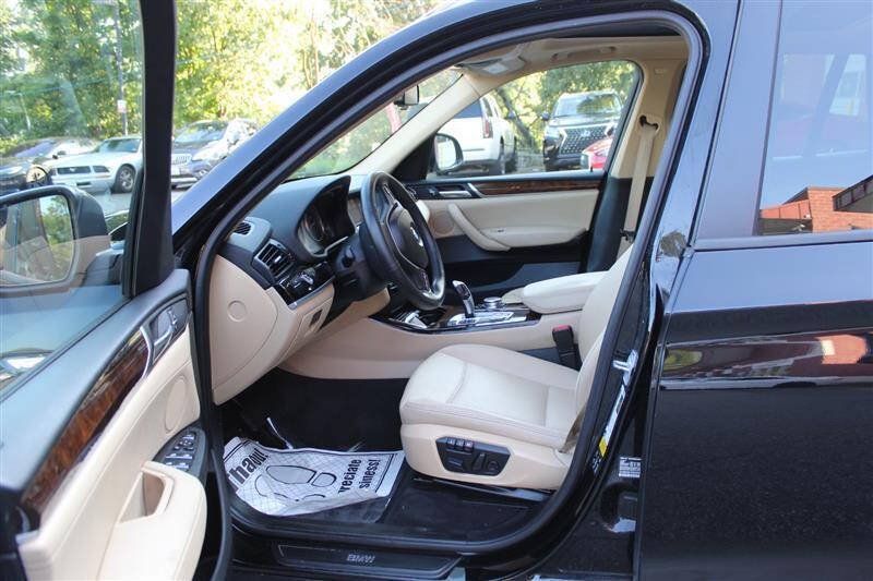 Used 2016 BMW X3 xDrive28i AWD/4WD image 10