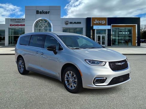 New 2026 Chrysler Pacifica Select AWD/4WD image 1