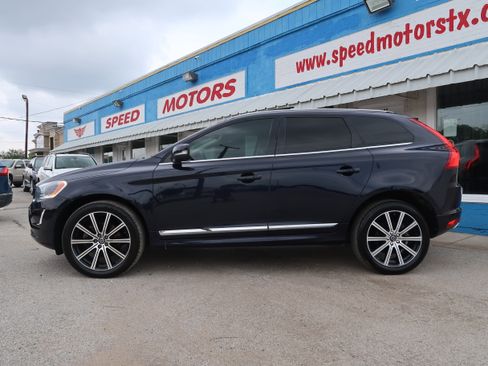 Used 2017 Volvo XC60 T6 Inscription w/ Preferred Option Package AWD/4WD image 3