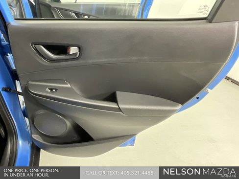 Used 2021 Hyundai Kona SE image 23