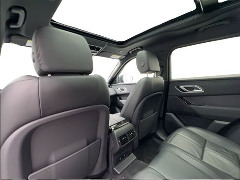 Used 2025 Land Rover Range Rover Velar Dynamic SE image 24