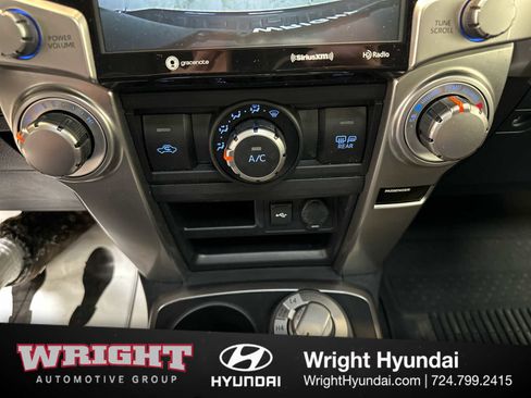 Used 2020 Toyota 4Runner SR5 Premium image 28