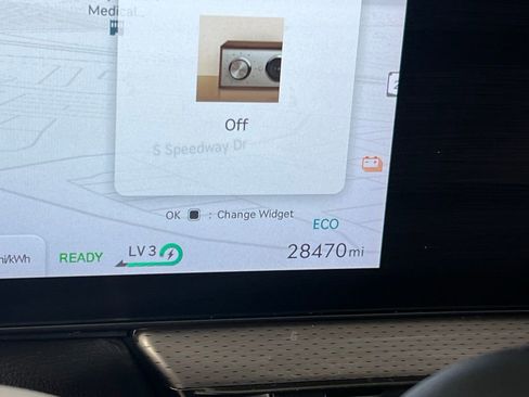 Used 2023 Genesis GV60 Performance image 21