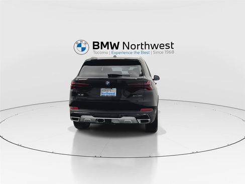 New 2026 BMW X5 xDrive40i AWD/4WD image 2