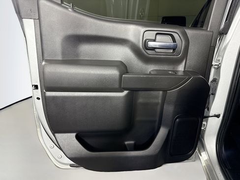 Used 2020 Chevrolet Silverado 1500 LT image 24