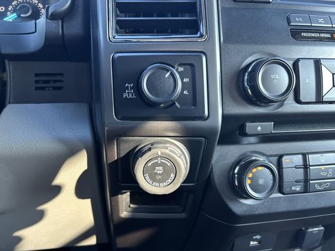 Used 2018 Ford F150 XLT w/ Equipment Group 301A Mid AWD/4WD image 20