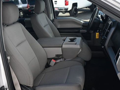 Used 2017 Ford F150 XLT image 16