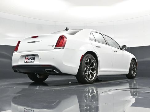 Used 2015 Chrysler 300 S w/ 300S Premium Group RWD image 45