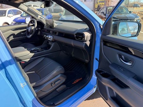 Certified 2025 Honda Pilot TrailSport image 22