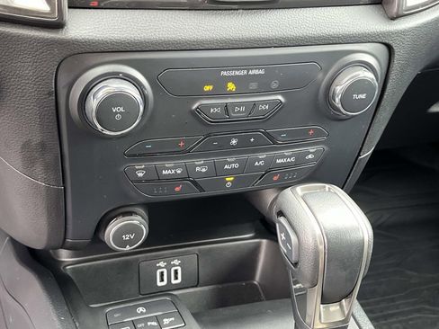 Used 2021 Ford Ranger Lariat w/ Technology Package image 32