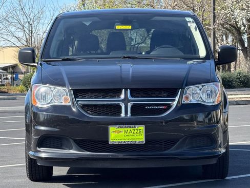 Used 2018 Dodge Grand Caravan SE w/ UConnect Hands-Free Group image 7