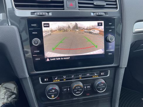 Used 2019 Volkswagen Golf Alltrack SEL image 14