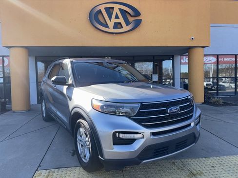 Used 2023 Ford Explorer XLT w/ Equipment Group 202A image 1