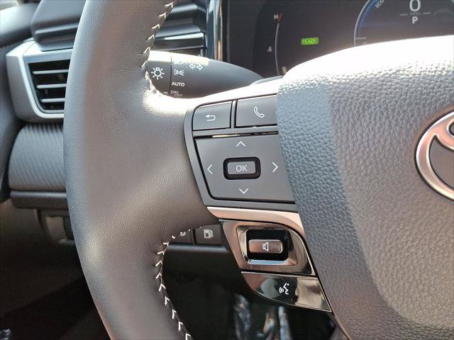 Certified 2026 Toyota Camry SE w/ Convenience Package FWD image 17