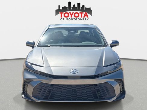 New 2026 Toyota Camry SE image 8