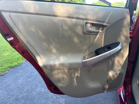 Used 2010 Toyota Prius One FWD image 13