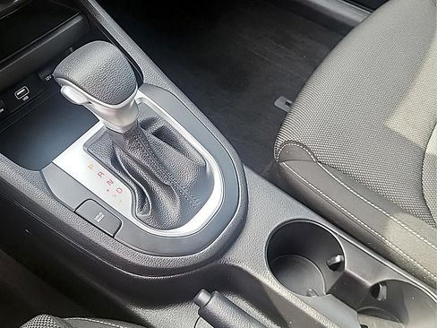 Used 2023 Kia Forte LXS FWD image 25