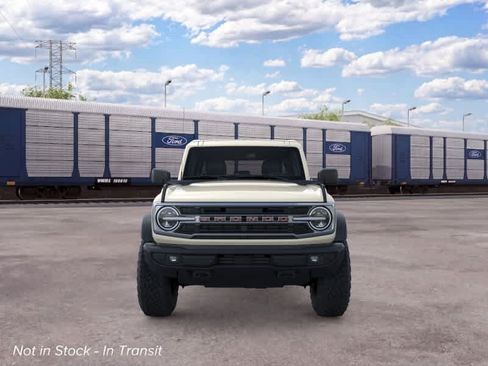 New 2026 Ford Bronco Outer Banks w/ Sasquatch Package AWD/4WD image 6