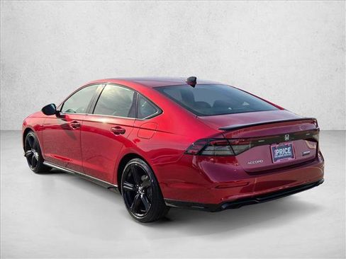 Used 2024 Honda Accord Sport image 8