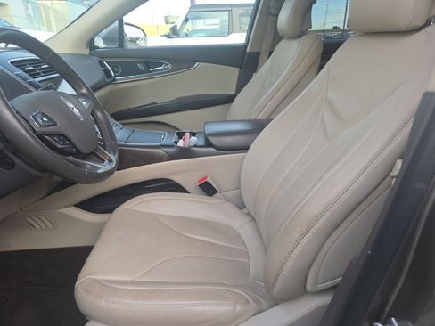 Used 2016 Lincoln MKX Reserve w/ Technology Package image 15