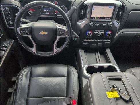 Used 2020 Chevrolet Silverado 1500 LTZ w/ LTZ Premium Package AWD/4WD image 28