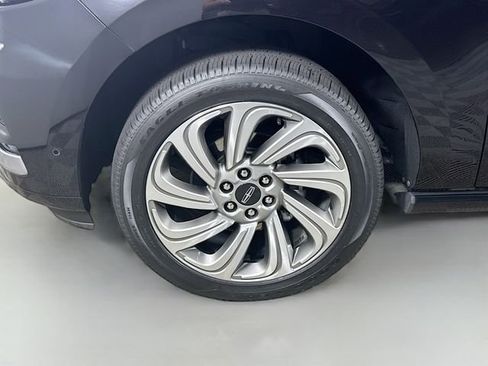 Certified 2022 Lincoln Navigator 4WD image 39