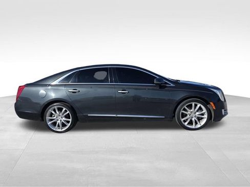 Used 2014 Cadillac XTS Premium image 2