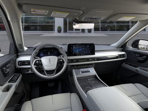 New 2025 Lincoln Aviator AWD w/ Equipment Group 101A image 9