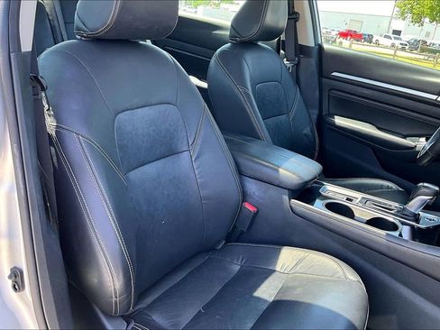 Used 2023 Nissan Altima 2.5 SL FWD image 7