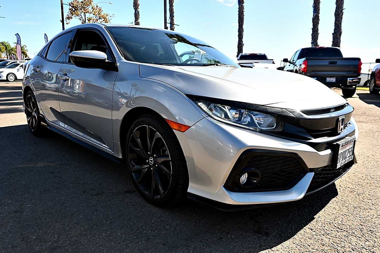Used 2017 Honda Civic Sport image 3