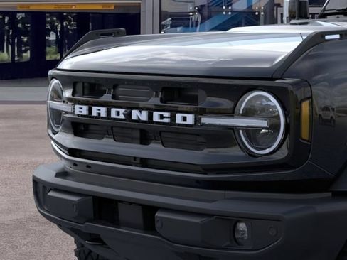 New 2026 Ford Bronco Outer Banks w/ Sasquatch Package AWD/4WD image 19