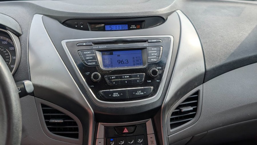 Used 2013 Hyundai Elantra GLS w/ Preferred Pkg FWD image 20