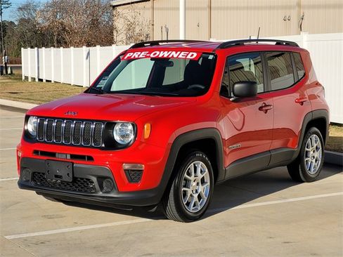 Used 2020 Jeep Renegade Sport w/ Sport Appearance Group image 3