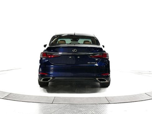 New 2025 Lexus ES 350 Ultra Luxury image 10