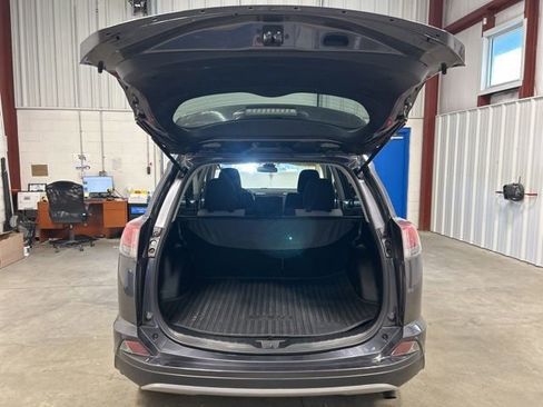 Used 2018 Toyota RAV4 XLE w/ Plus Extra Value Package AWD/4WD image 19
