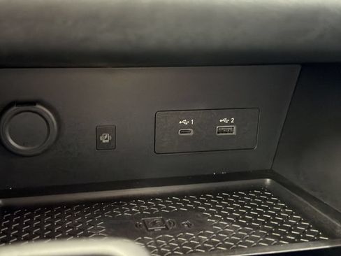 Certified 2025 Nissan Pathfinder SL w/ SL Premium Package FWD image 30