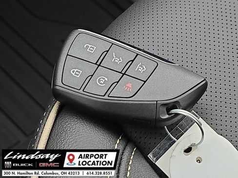 New 2026 GMC Yukon XL Elevation image 36