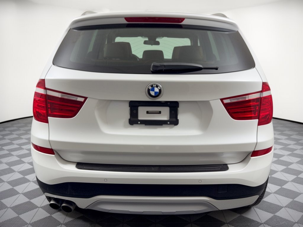 Used 2017 BMW X3 sDrive28i RWD image 11
