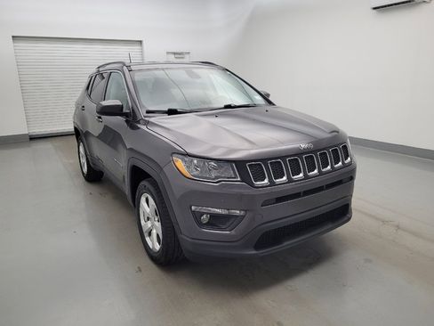Used 2019 Jeep Compass Latitude w/ Popular Equipment Group AWD/4WD image 13