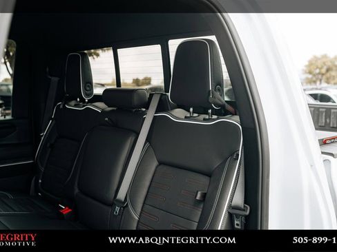 Used 2025 GMC Sierra 2500 AT4X image 40