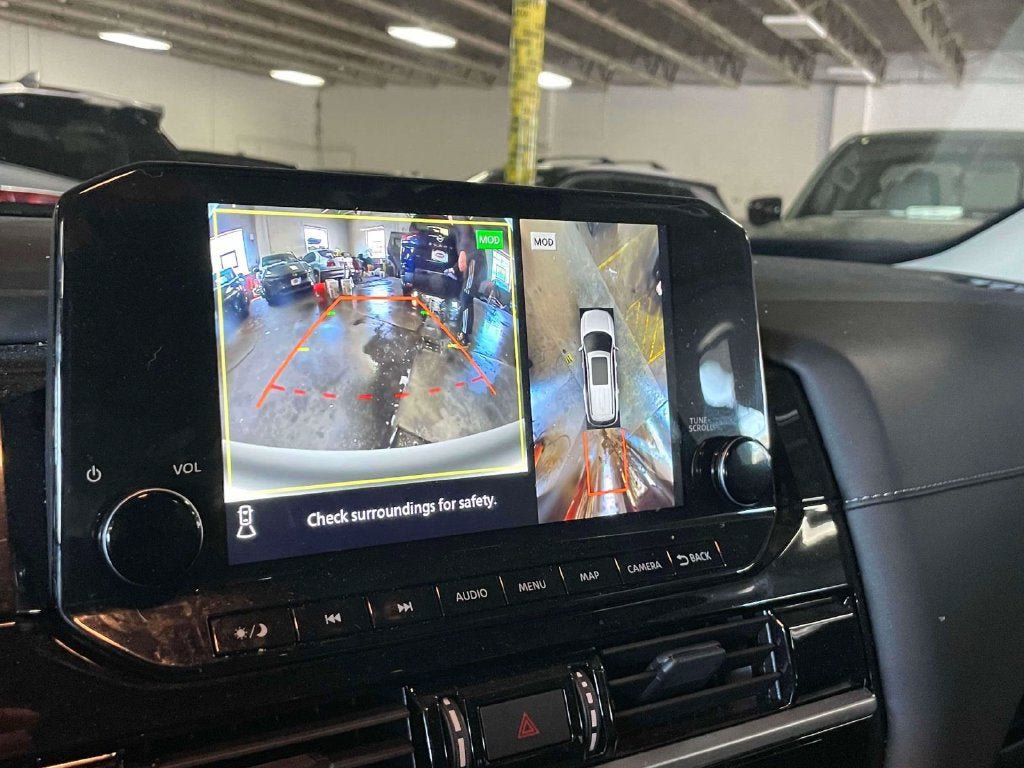 Certified 2025 Nissan Pathfinder SL AWD/4WD image 31