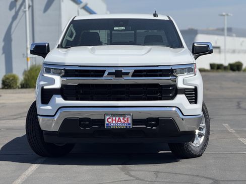 New 2026 Chevrolet Silverado 1500 LT image 2