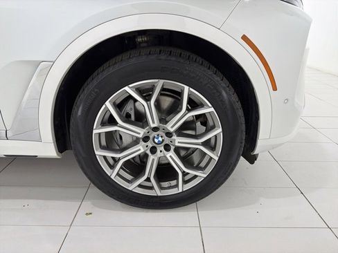 Certified 2024 BMW X7 xDrive40i w/ Premium Package image 49