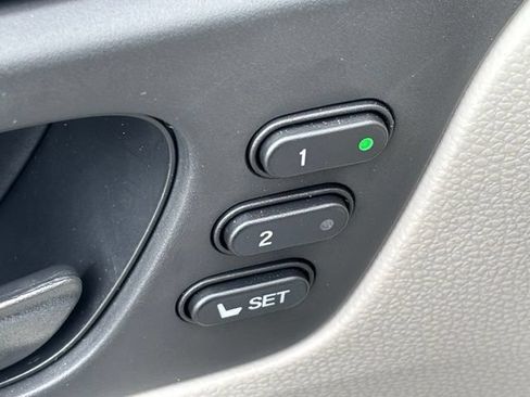 Used 2026 Honda Odyssey EX-L image 9