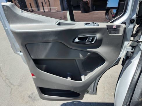 Used 2020 Ford Transit 250 148 High Roof Extended RWD image 19