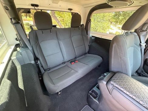 Used 2018 Jeep Wrangler Sport AWD/4WD image 13